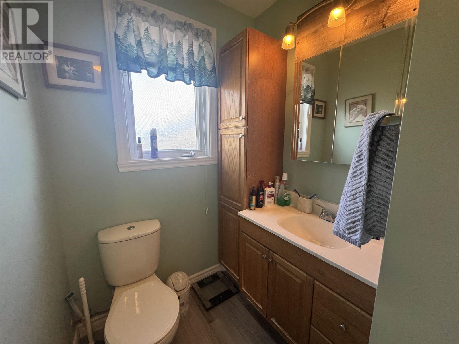 27 Adjala Ave, Manitouwadge, Ontario  P0T 2C0 - Photo 17 - TB253159