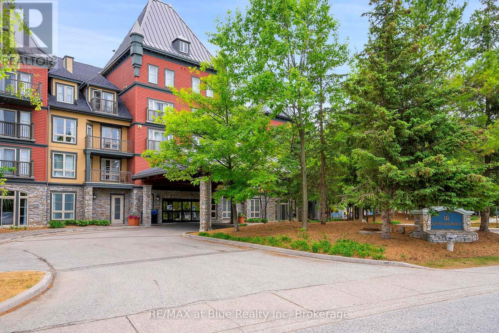174 - 156 Jozo Weider Boulevard, Blue Mountains, Ontario  L9Y 0V2 - Photo 2 - X12449656