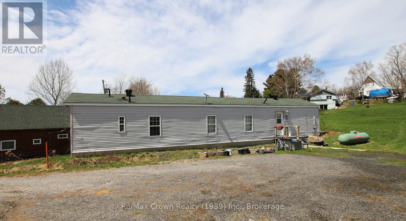 84-85 Wilson Lake Road, Parry Sound Remote Area (Port Loring), Ontario  P0H 1Y0 - Photo 18 - X12449678