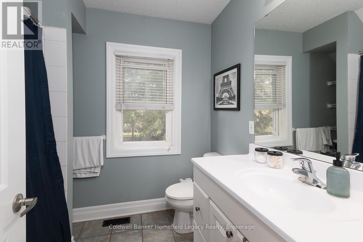 95 Mcnab Street, Stratford, Ontario  N5A 1Z3 - Photo 23 - X12449685