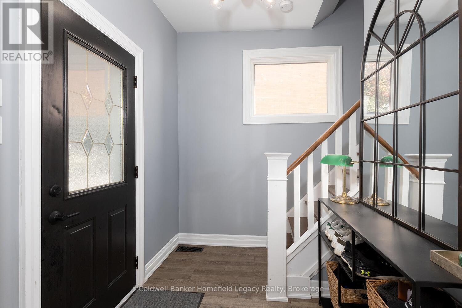 95 Mcnab Street, Stratford, Ontario  N5A 1Z3 - Photo 3 - X12449685