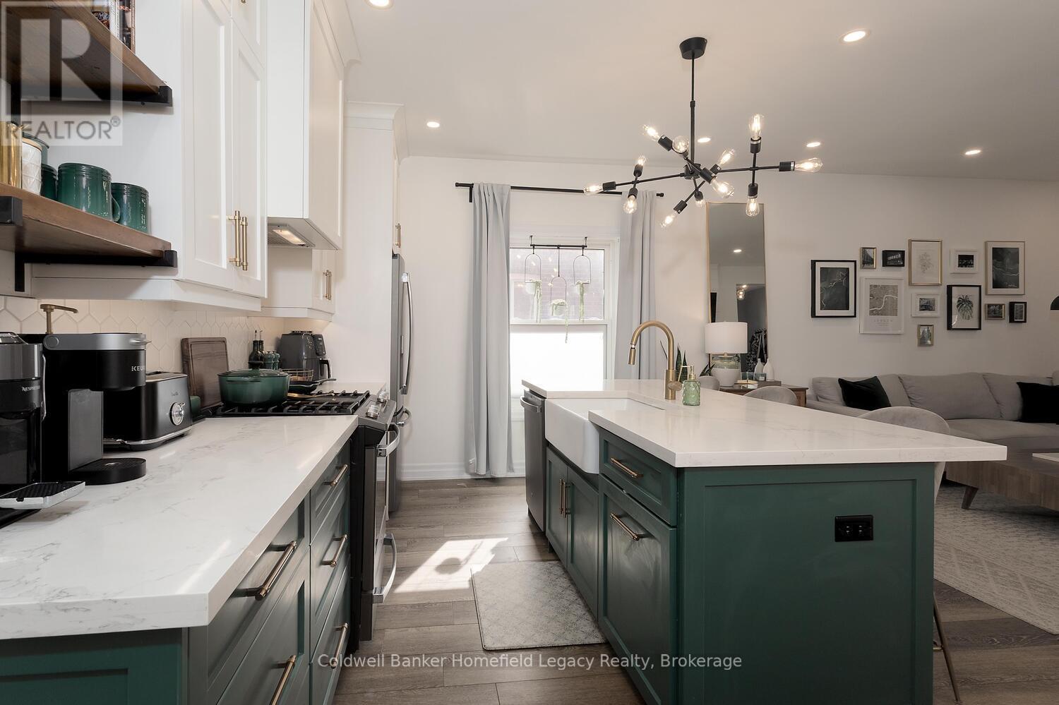 95 Mcnab Street, Stratford, Ontario  N5A 1Z3 - Photo 8 - X12449685