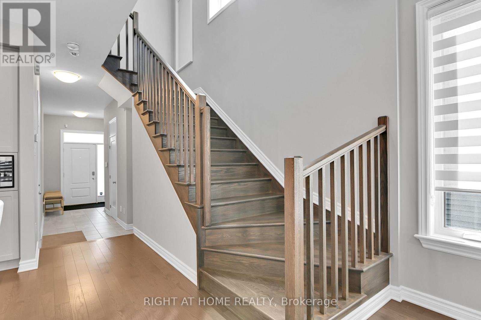 530 Muscari Street, Ottawa, Ontario  K1T 0S3 - Photo 15 - X12449668