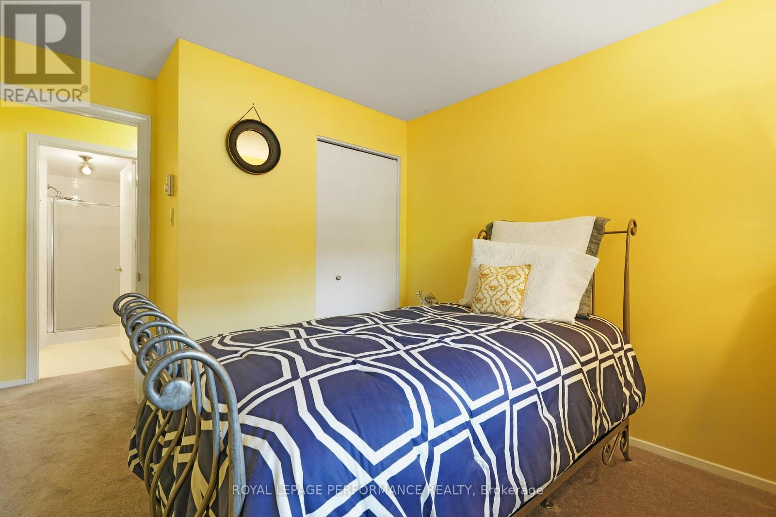 402 - 1589 St Bernard Street, Ottawa, Ontario  K1T 3H8 - Photo 27 - X12449682