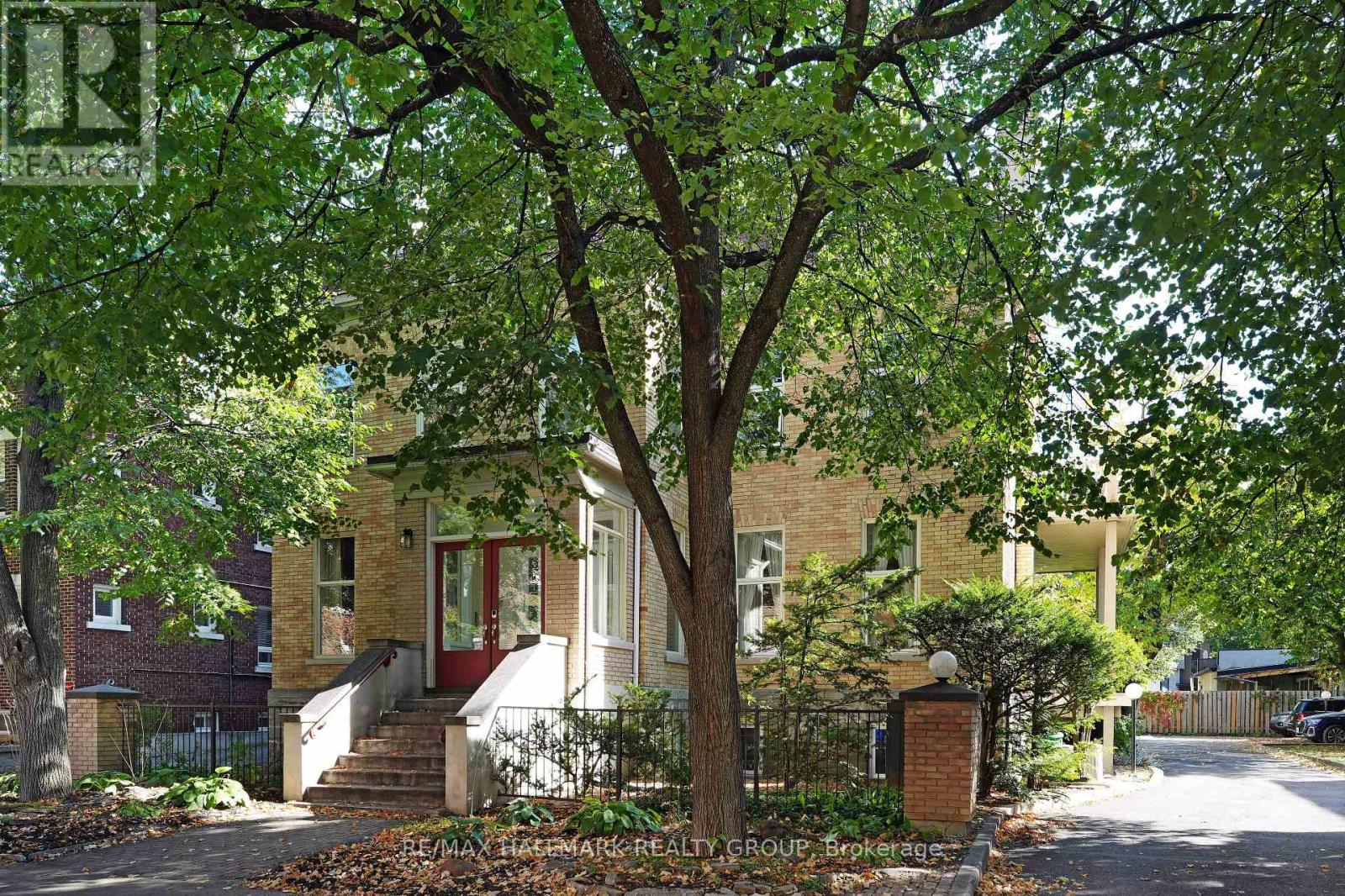 5 - 274 Daly Avenue, Ottawa, Ontario  K1N 6G5 - Photo 3 - X12449692