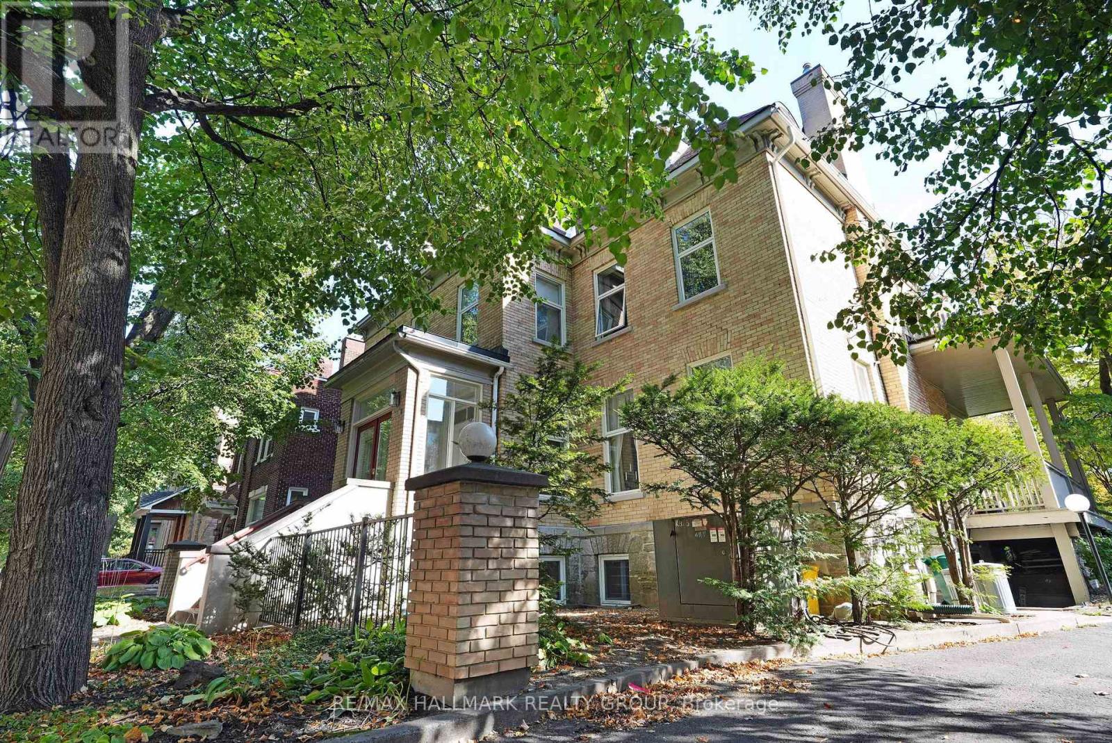 5 - 274 Daly Avenue, Ottawa, Ontario  K1N 6G5 - Photo 4 - X12449692