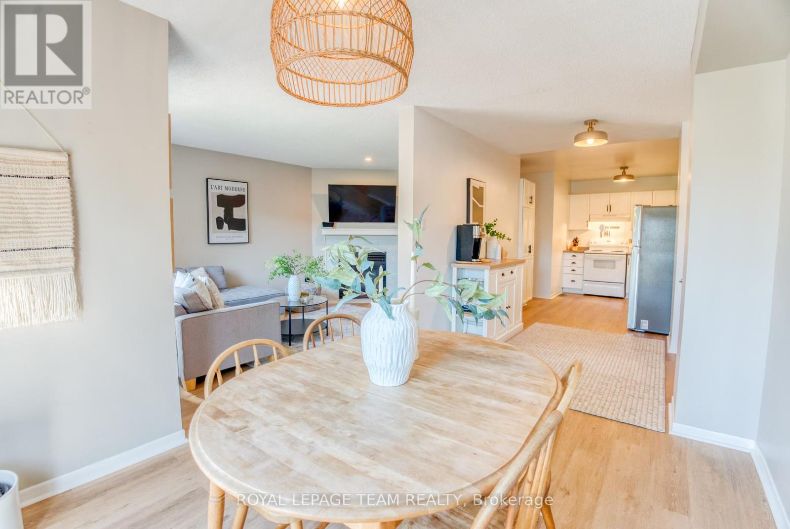 3 Springtree Place, Ottawa, Ontario  K2M 2H5 - Photo 9 - X12449740