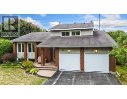62 HERSCHEL CRESCENT, Ottawa, Ontario