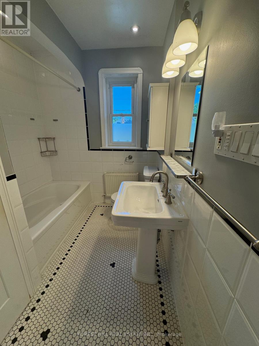 189 Strathearn Road, Toronto, Ontario  M6C 1S3 - Photo 14 - C12449535