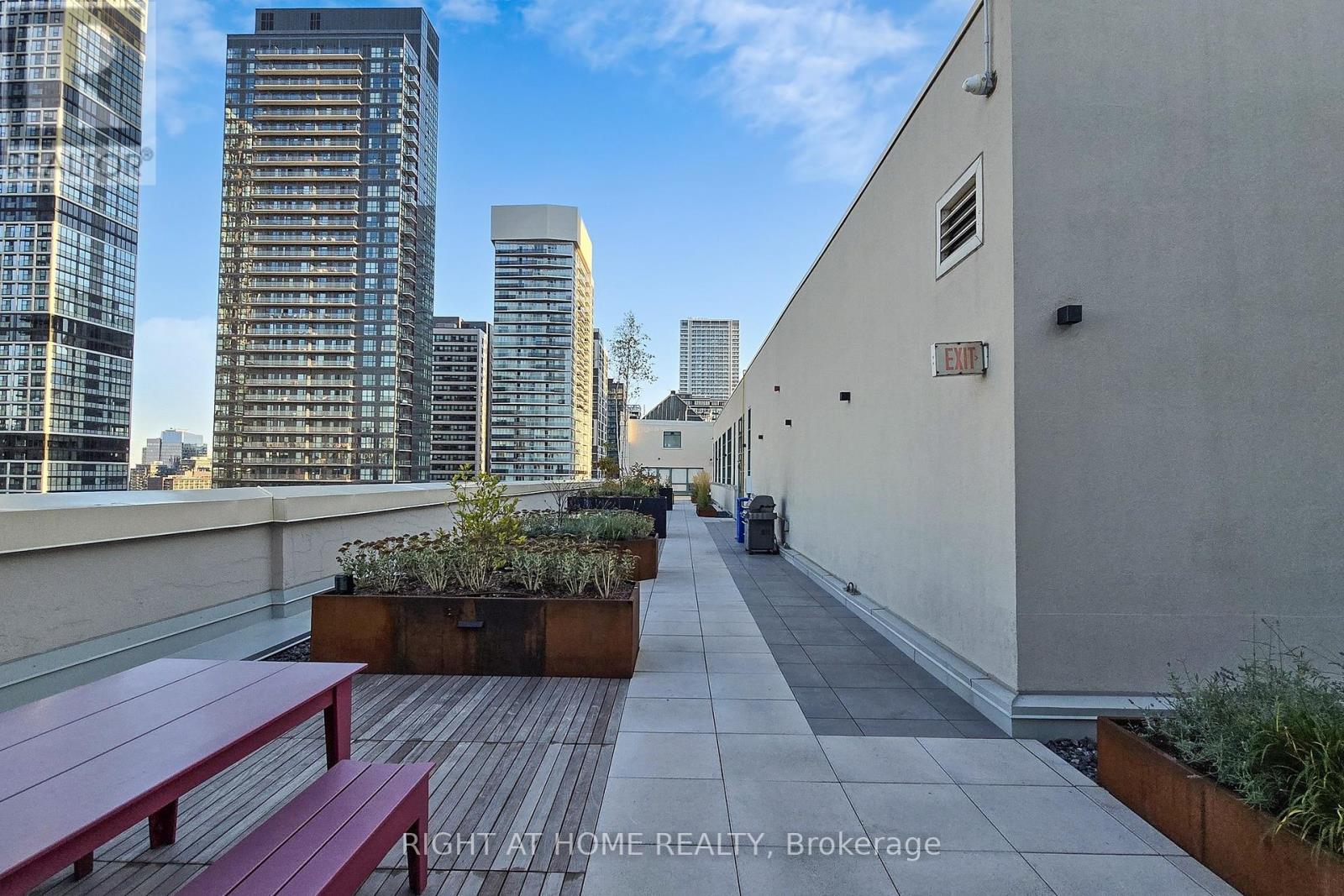 1046 - 155 Dalhousie Street, Toronto (Church-Yonge Corridor), Ontario  M5B 2P7 - Photo 33 - C12449537