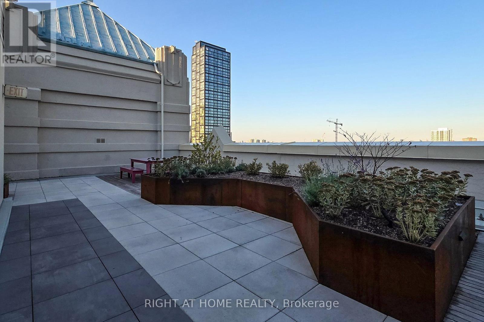 1046 - 155 Dalhousie Street, Toronto (Church-Yonge Corridor), Ontario  M5B 2P7 - Photo 35 - C12449537