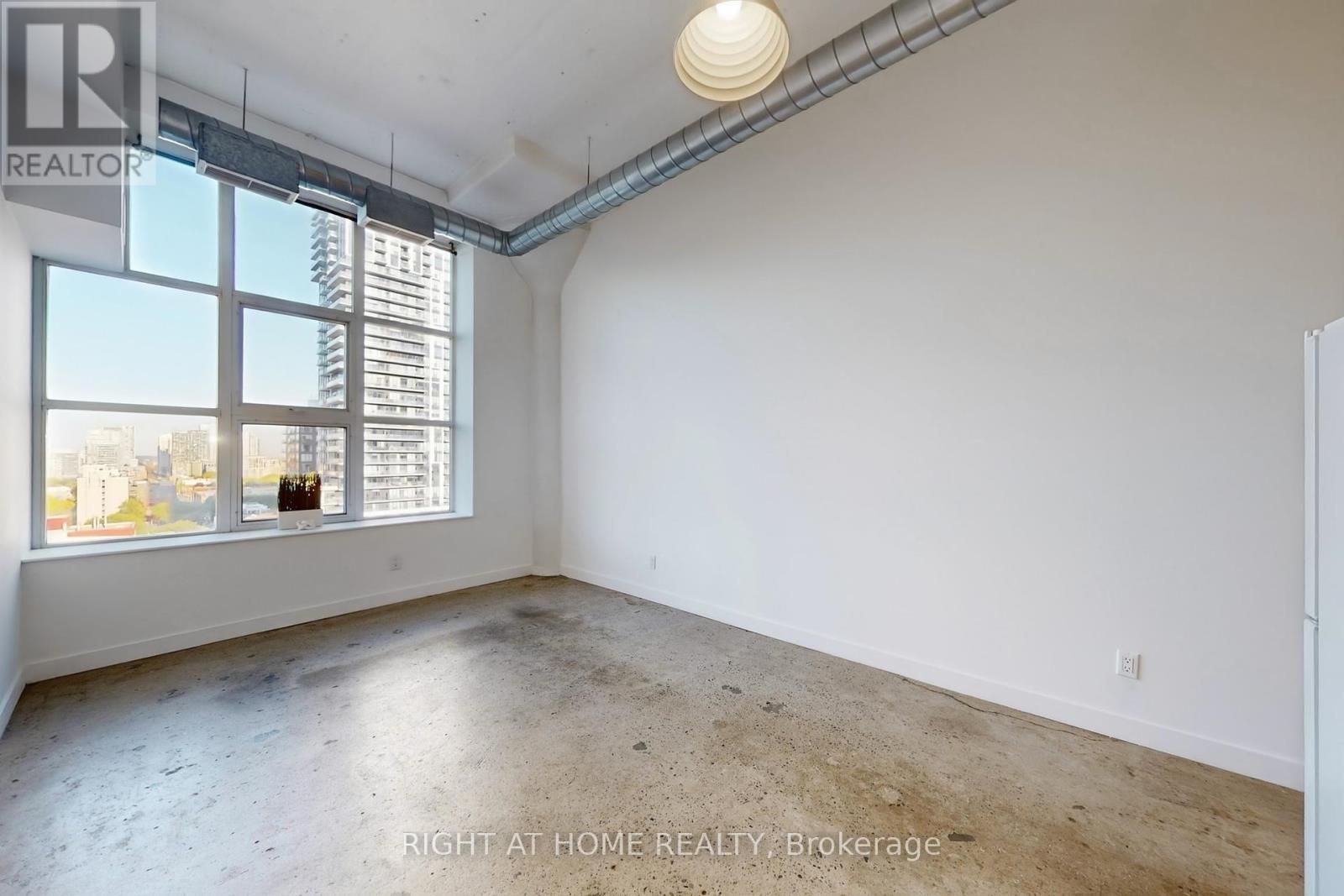 1046 - 155 Dalhousie Street, Toronto (Church-Yonge Corridor), Ontario  M5B 2P7 - Photo 4 - C12449537