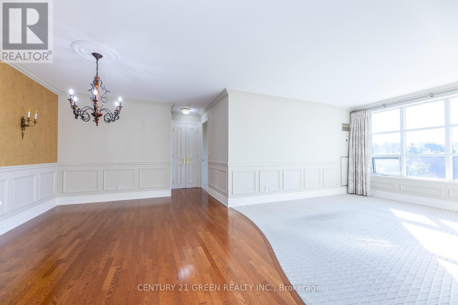 402 - 10 Old York Mills Road, Toronto (Bridle Path-Sunnybrook-York Mills), Ontario  M2P 2G9 - Photo 29 - C12449540