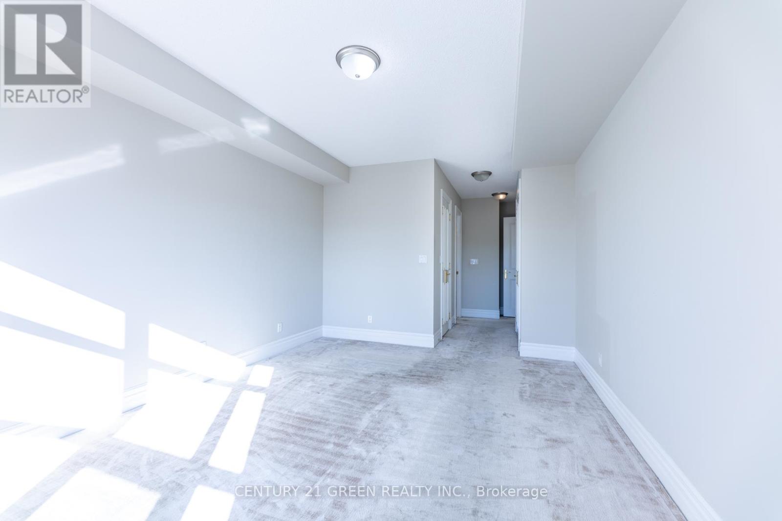 402 - 10 Old York Mills Road, Toronto (Bridle Path-Sunnybrook-York Mills), Ontario  M2P 2G9 - Photo 42 - C12449540