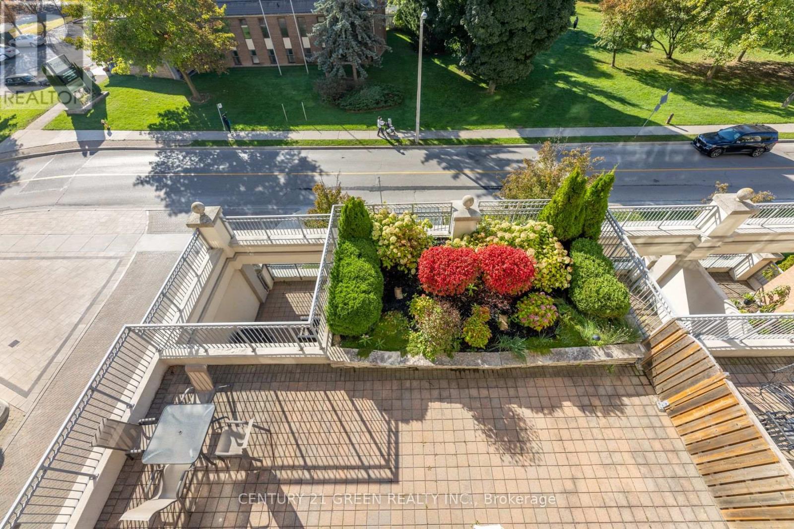402 - 10 Old York Mills Road, Toronto (Bridle Path-Sunnybrook-York Mills), Ontario  M2P 2G9 - Photo 50 - C12449540