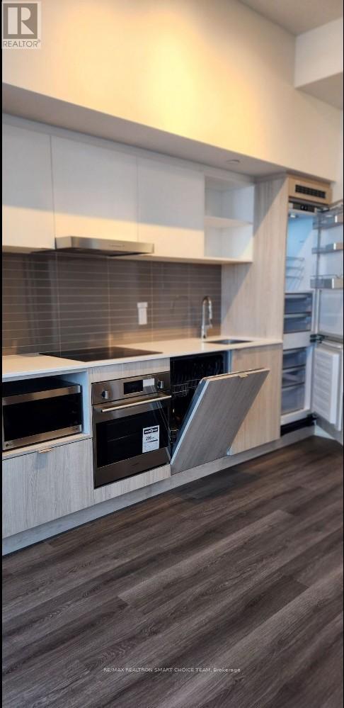 3205 - 138 Downes Street, Toronto, Ontario  M5E 0E4 - Photo 3 - C12449542