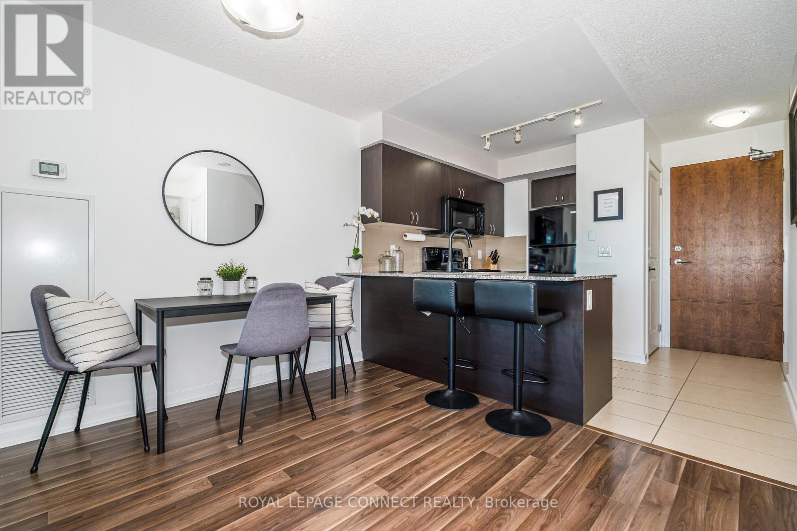 1204 - 1235 Bayly Street, Pickering, Ontario  L1W 1L7 - Photo 4 - E12439585