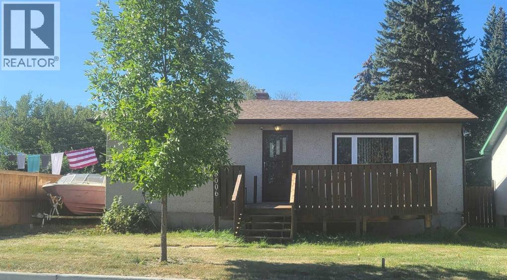 5006 53 Street S, Sylvan Lake, Alberta  T0M 1Z0 - Photo 1 - A2259094