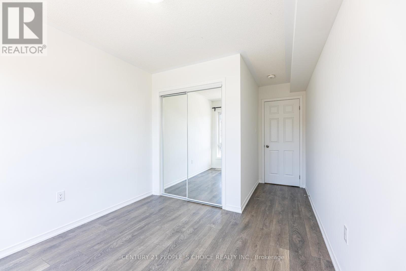 49 Woodstream Drive, Toronto, Ontario  M9W 6T4 - Photo 35 - W12440963