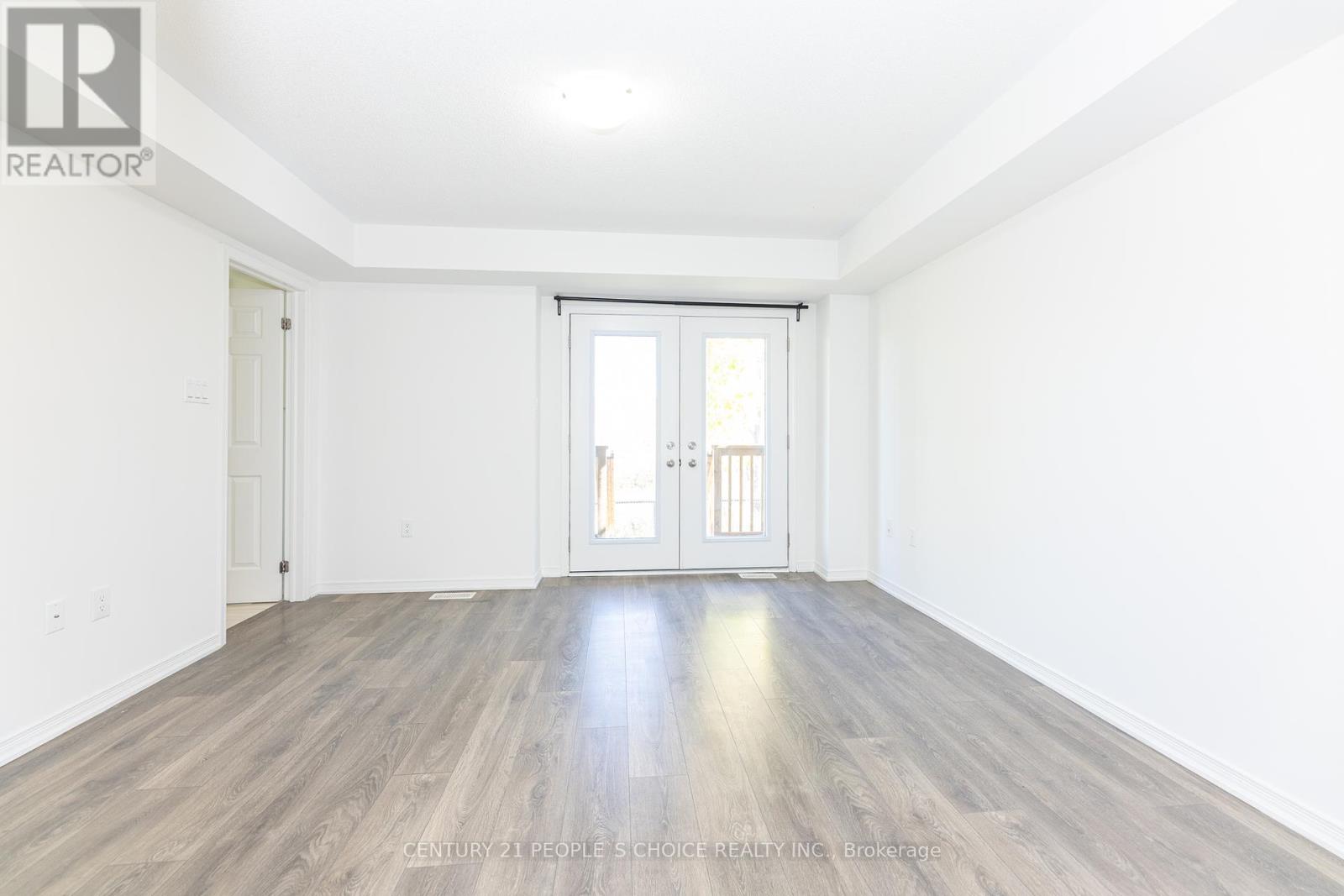 49 Woodstream Drive, Toronto, Ontario  M9W 6T4 - Photo 4 - W12440963