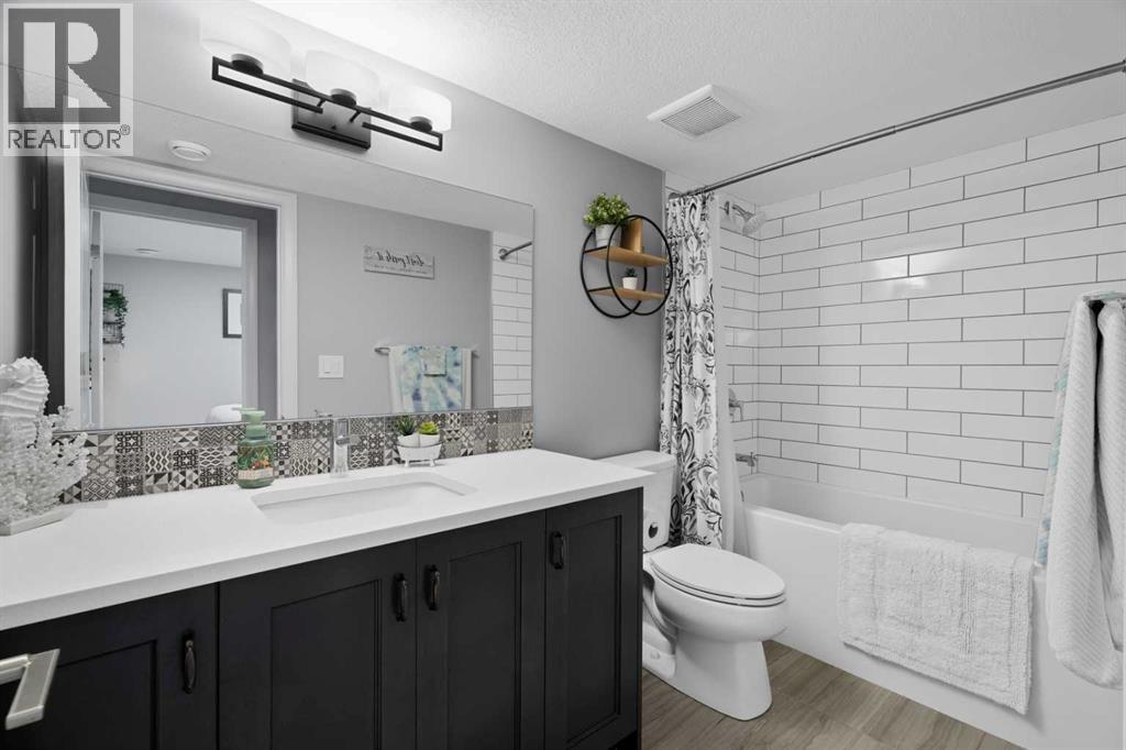 103 Masters Rise Se, Calgary, Alberta  T3M 2L5 - Photo 32 - A2257704