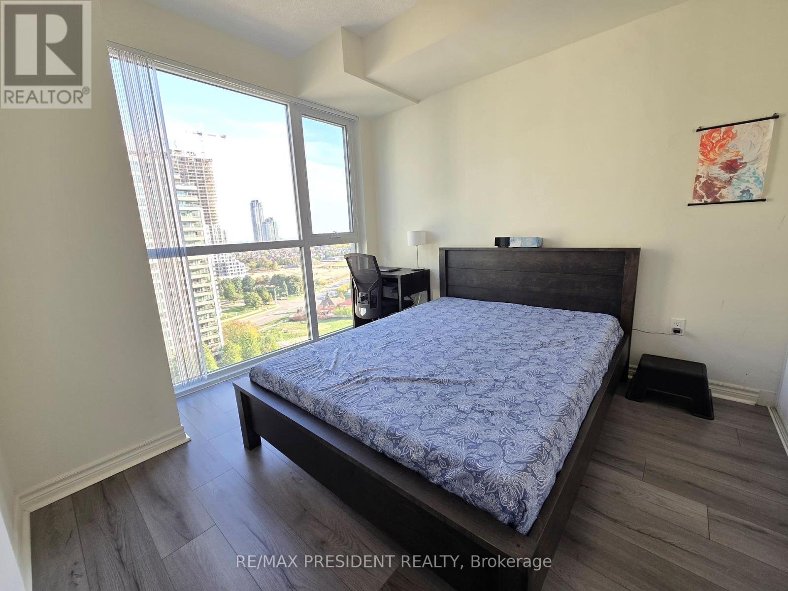 1709 - 349 Rathburn Road W, Mississauga, Ontario  L5B 0G9 - Photo 4 - W12448964