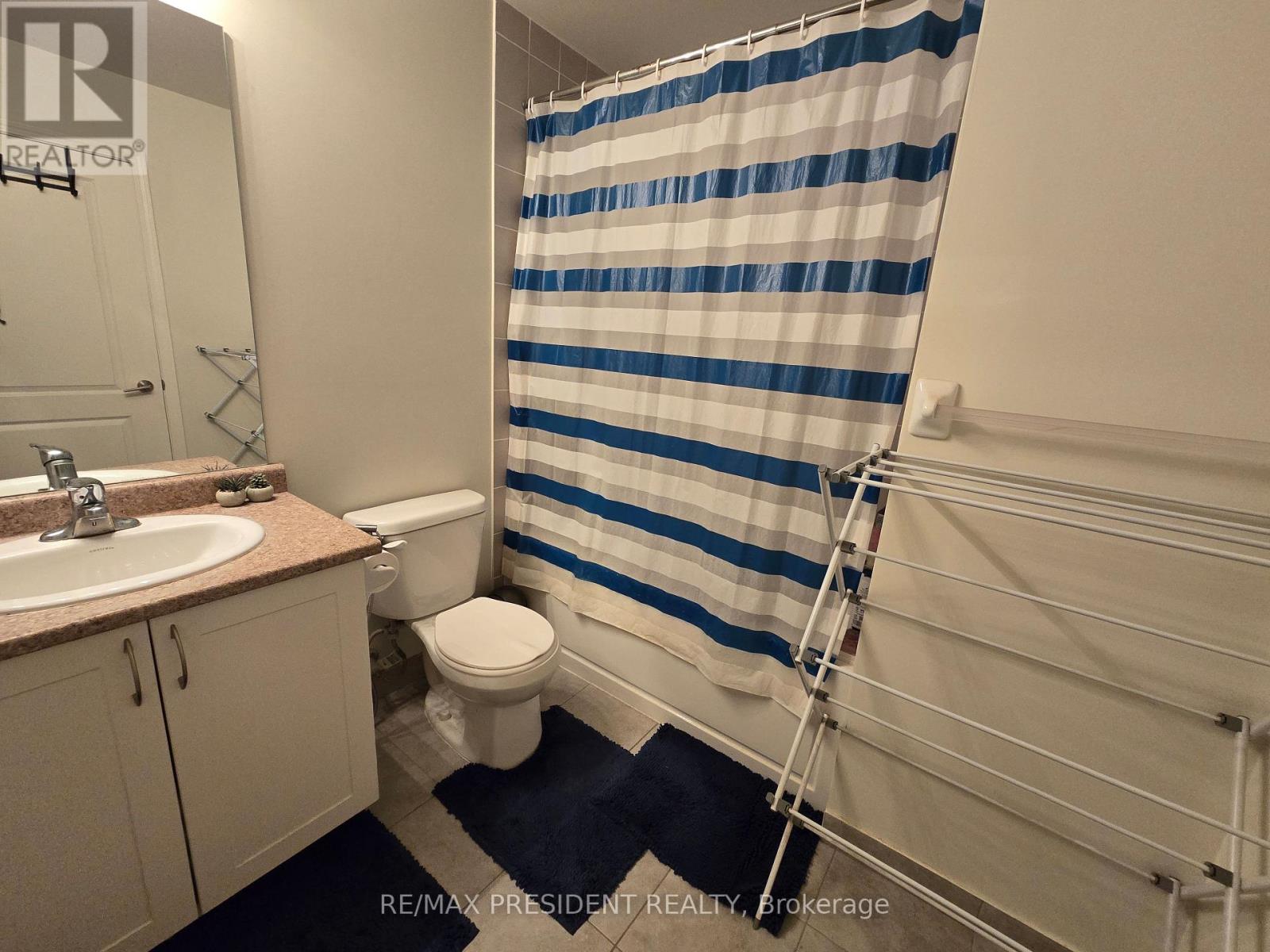1709 - 349 Rathburn Road W, Mississauga, Ontario  L5B 0G9 - Photo 5 - W12448964