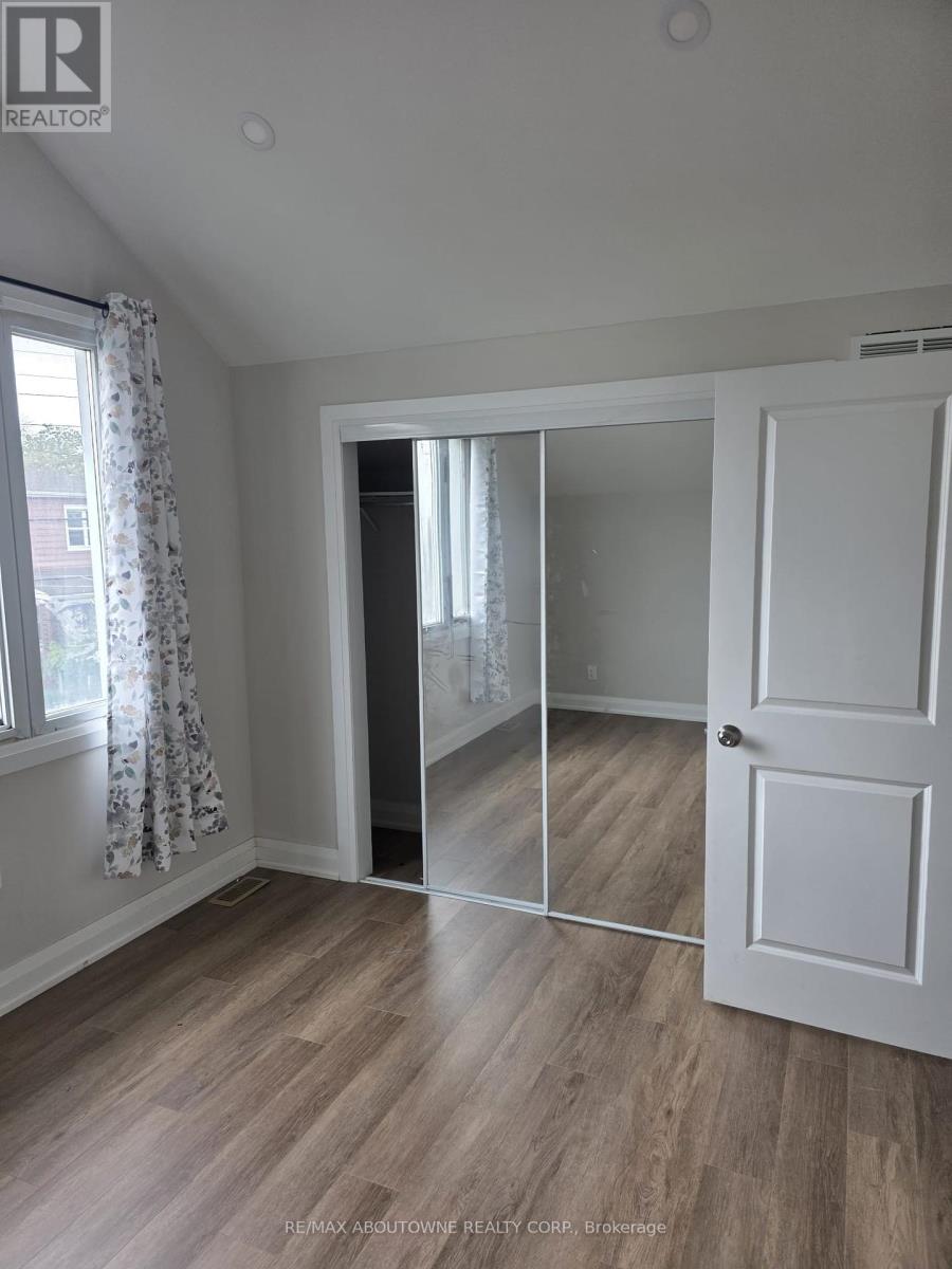 110 Beach Road E, Hamilton, Ontario  L8L 3Z9 - Photo 13 - X12421442