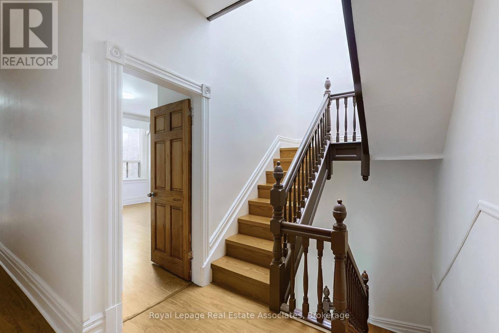 143 Seaton Street, Toronto, Ontario  M5A 2T2 - Photo 31 - C12448893