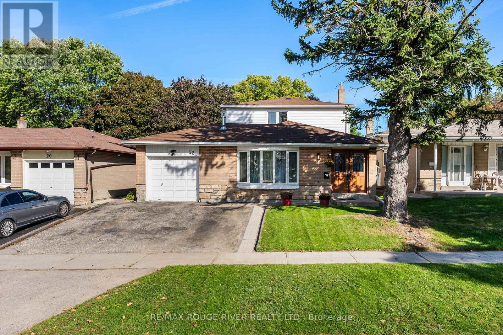 22 Tweedrock Crescent, Toronto (Morningside), Ontario  M1E 4L5 - Photo 1 - E12449595