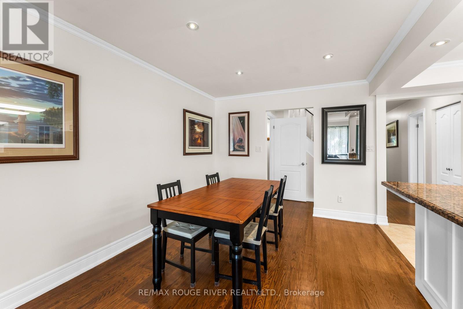 22 Tweedrock Crescent, Toronto (Morningside), Ontario  M1E 4L5 - Photo 10 - E12449595