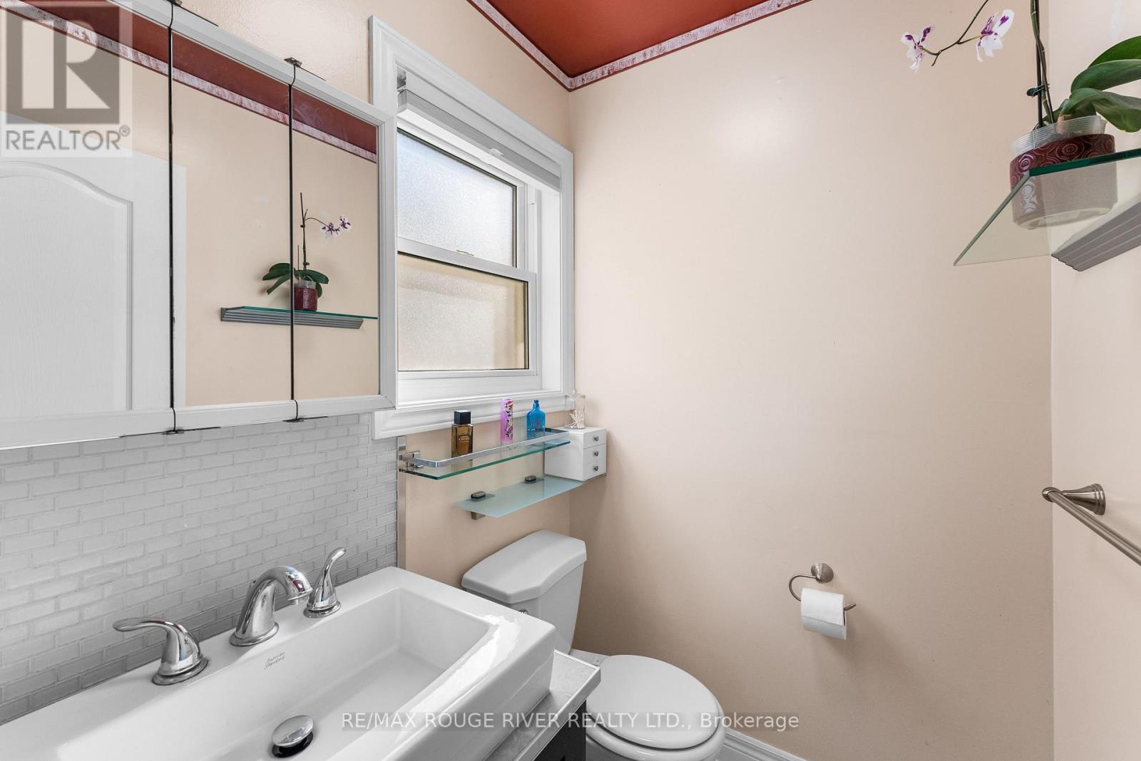 22 Tweedrock Crescent, Toronto (Morningside), Ontario  M1E 4L5 - Photo 14 - E12449595