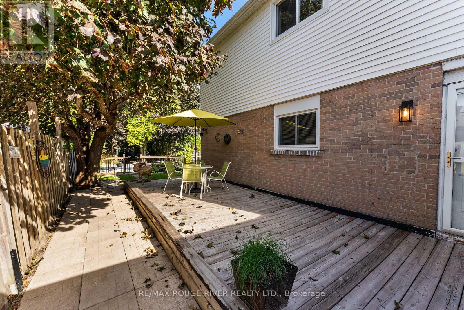 22 Tweedrock Crescent, Toronto (Morningside), Ontario  M1E 4L5 - Photo 38 - E12449595