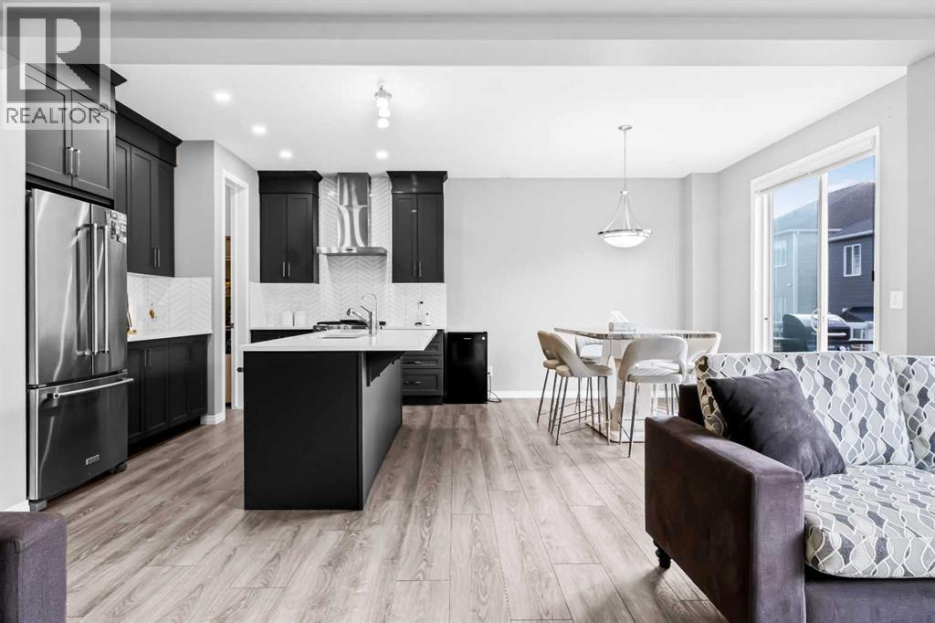 95 Carrington Close Nw, Calgary, Alberta  T3P 1P8 - Photo 4 - A2262657