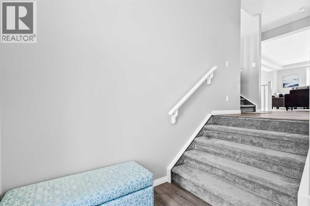95 Carrington Close Nw, Calgary, Alberta  T3P 1P8 - Photo 7 - A2262657