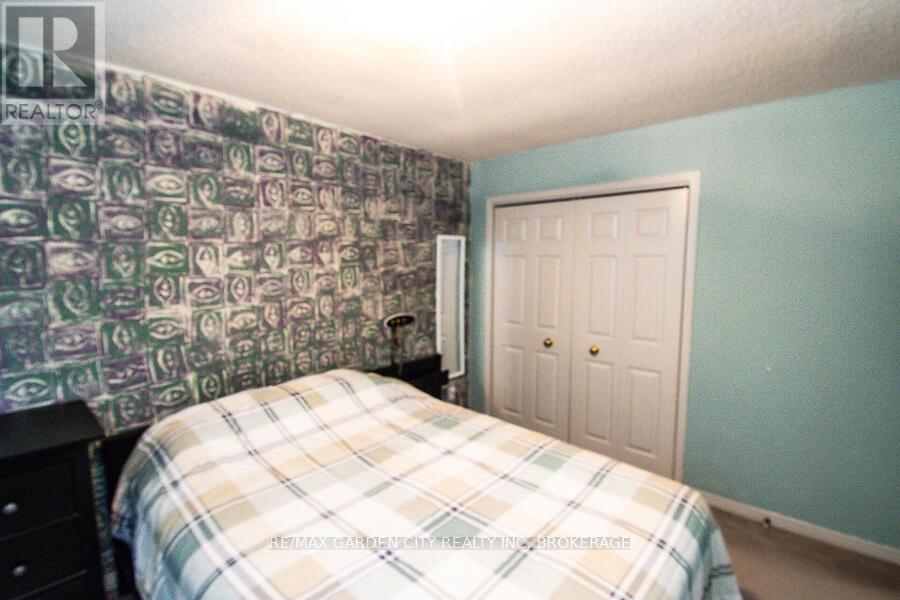 4549 Carriage Road, Lincoln, Ontario  L3J 0C2 - Photo 11 - X12449689