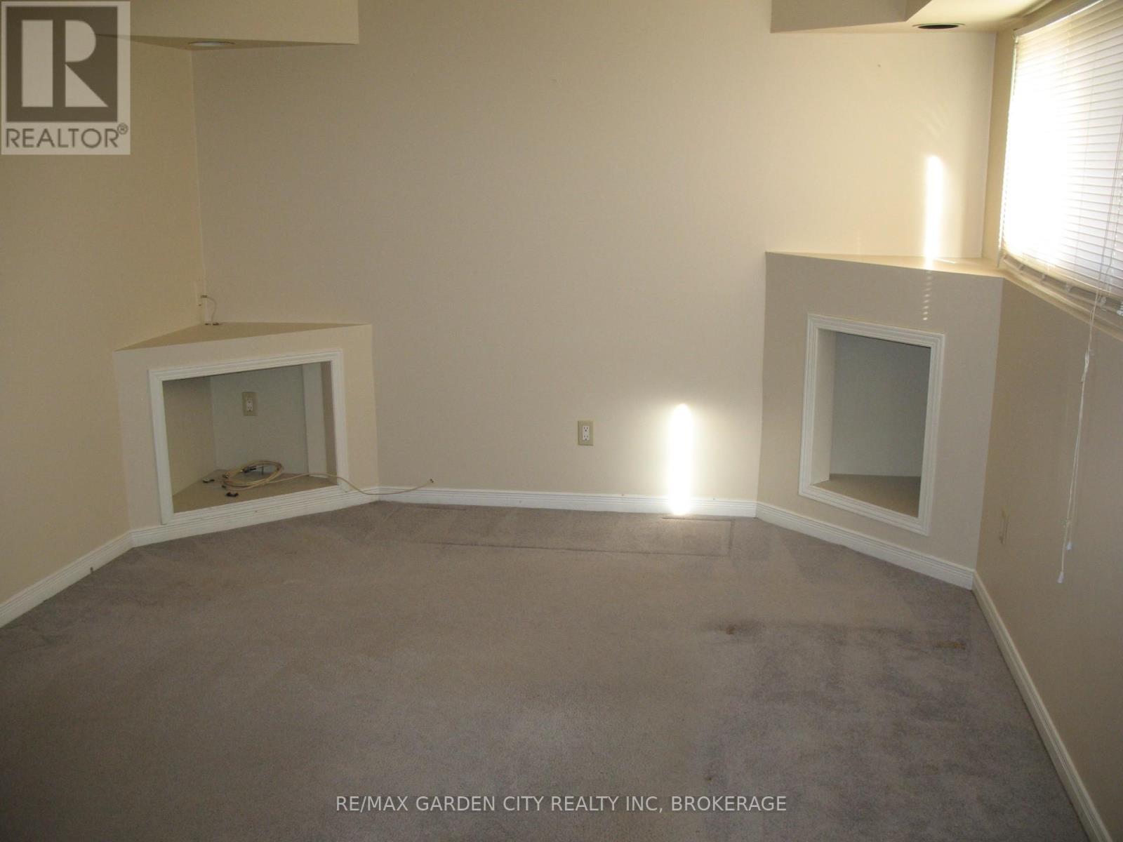 4549 Carriage Road, Lincoln, Ontario  L3J 0C2 - Photo 24 - X12449689