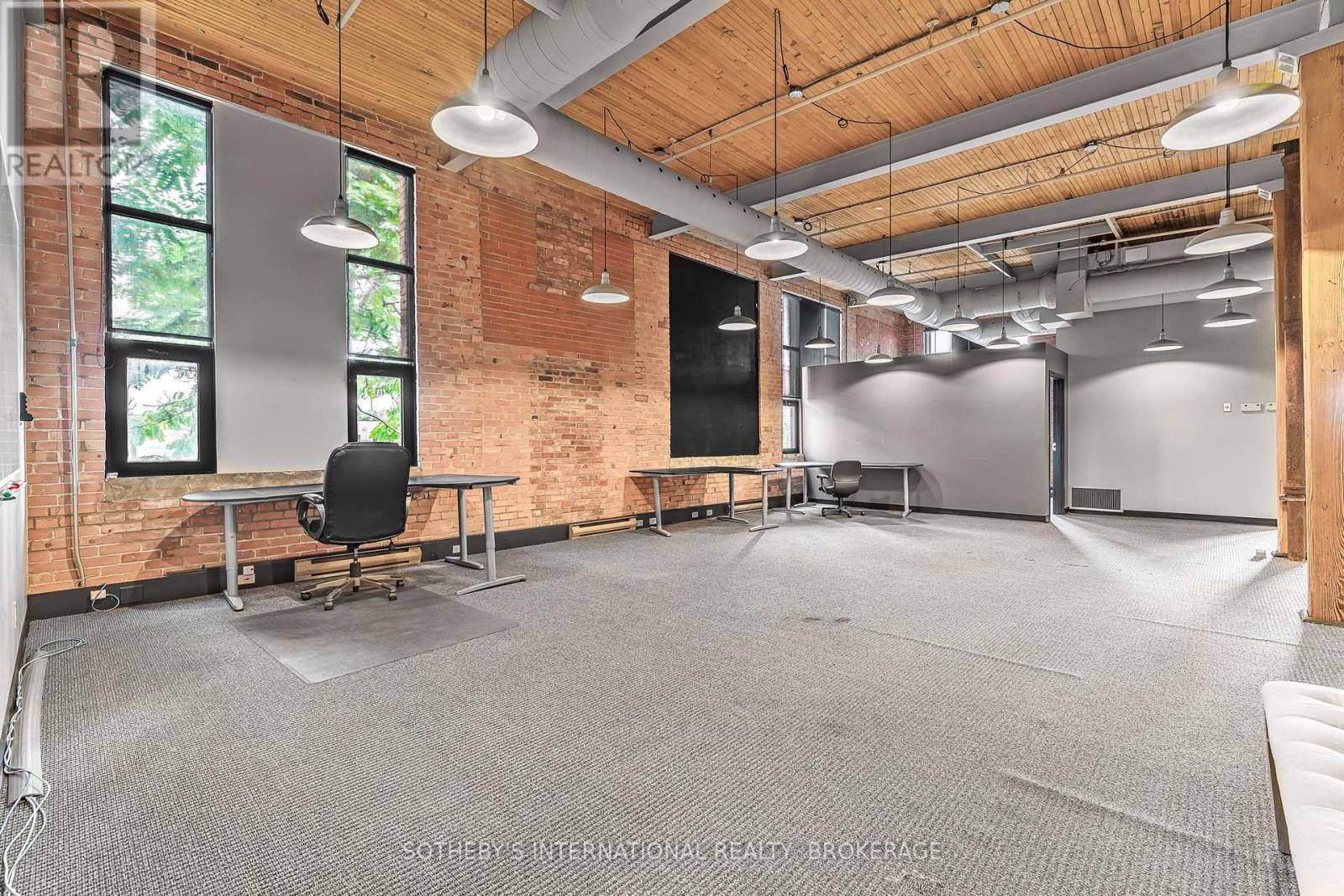 200 - 243 Church Street, St. Catharines, Ontario  L2R 3E8 - Photo 17 - X12449702