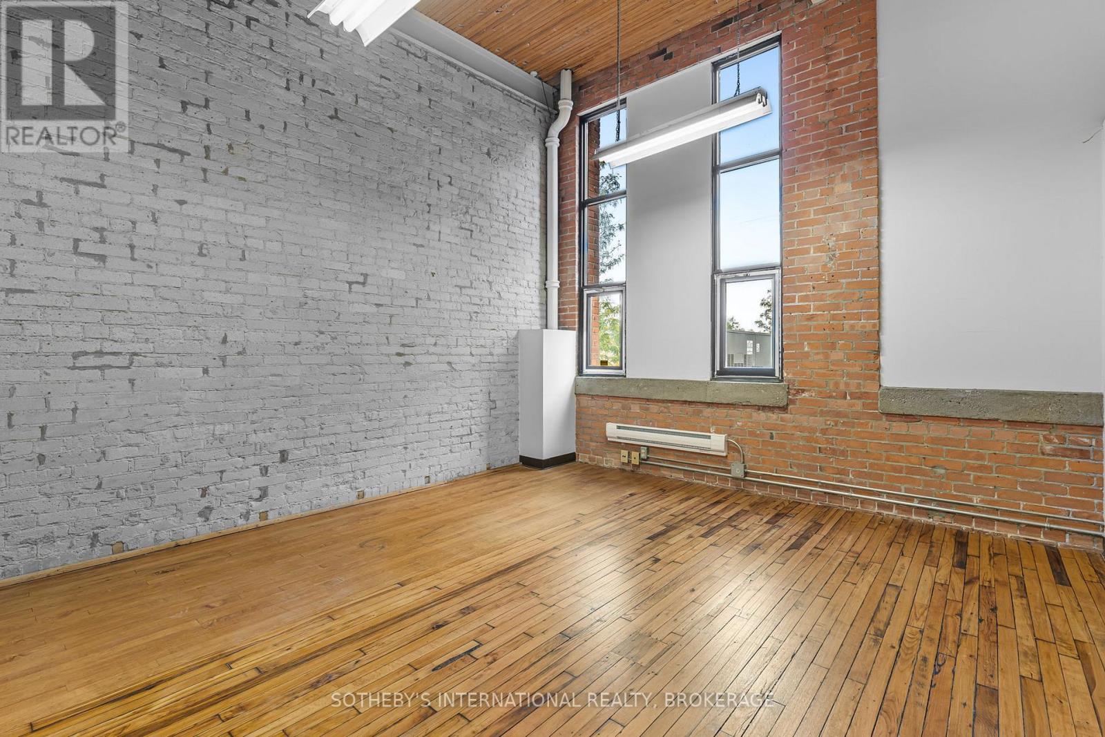 207 - 243 Church Street, St. Catharines (E. Chester), Ontario  L2R 3E8 - Photo 10 - X12449705