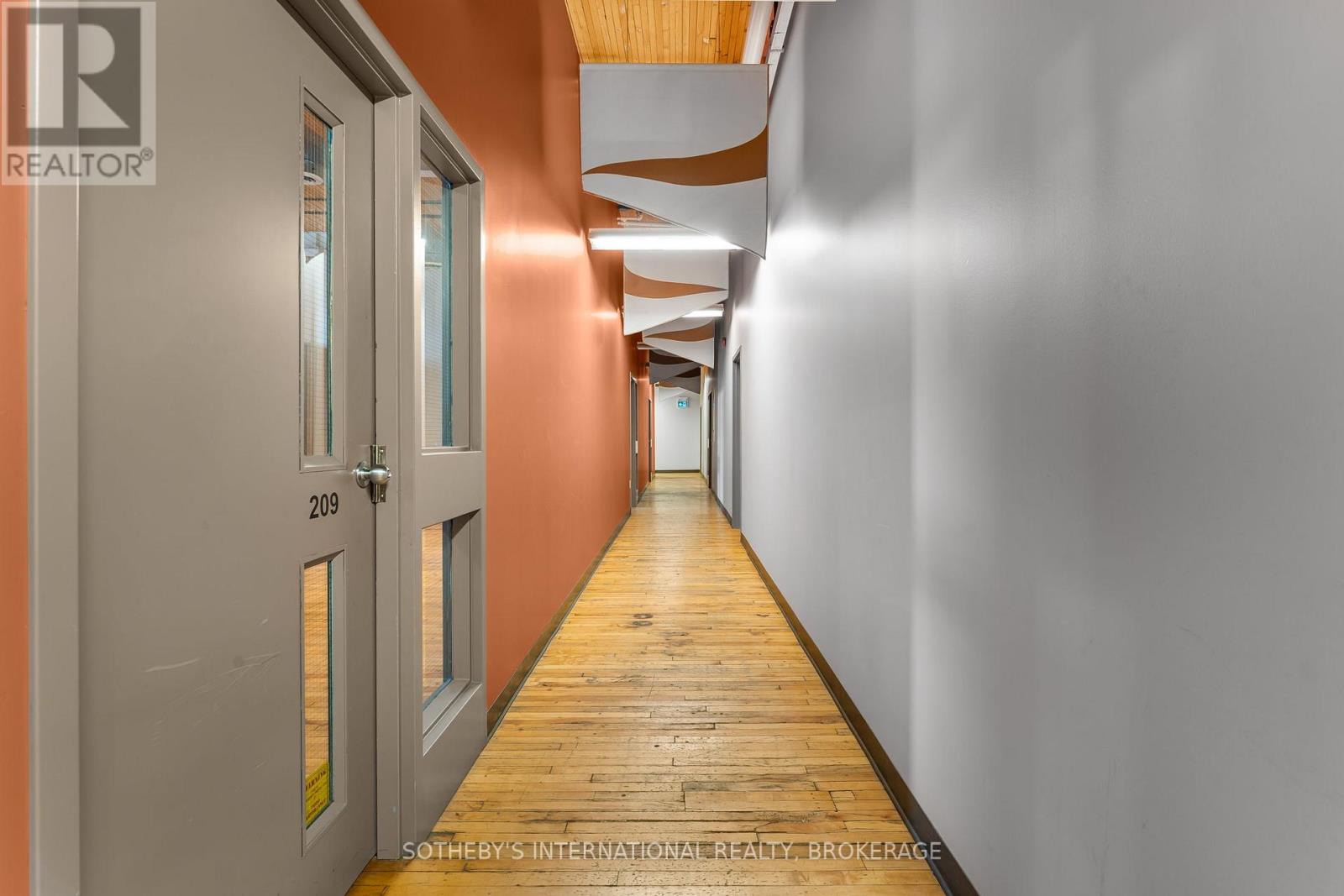 207 - 243 Church Street, St. Catharines (E. Chester), Ontario  L2R 3E8 - Photo 7 - X12449705