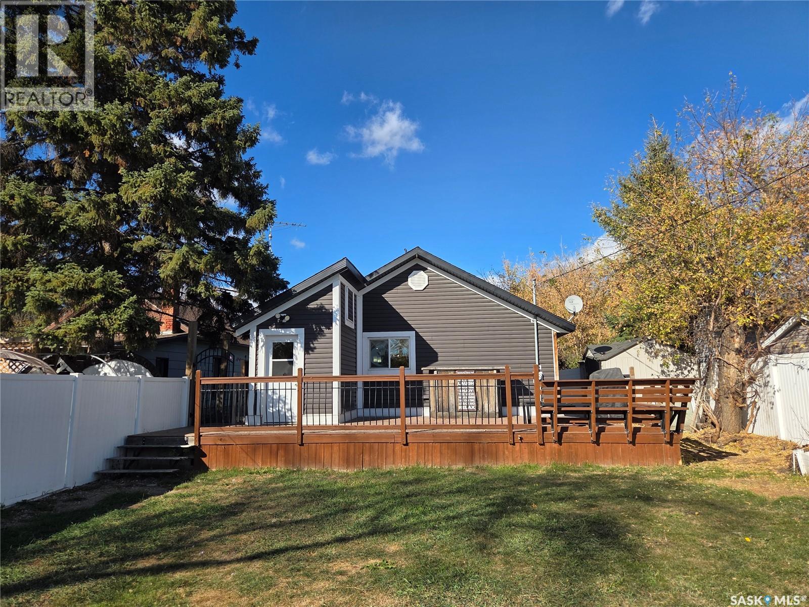 2011 Main Street, Edam, Saskatchewan  S0M 0V0 - Photo 18 - SK017160