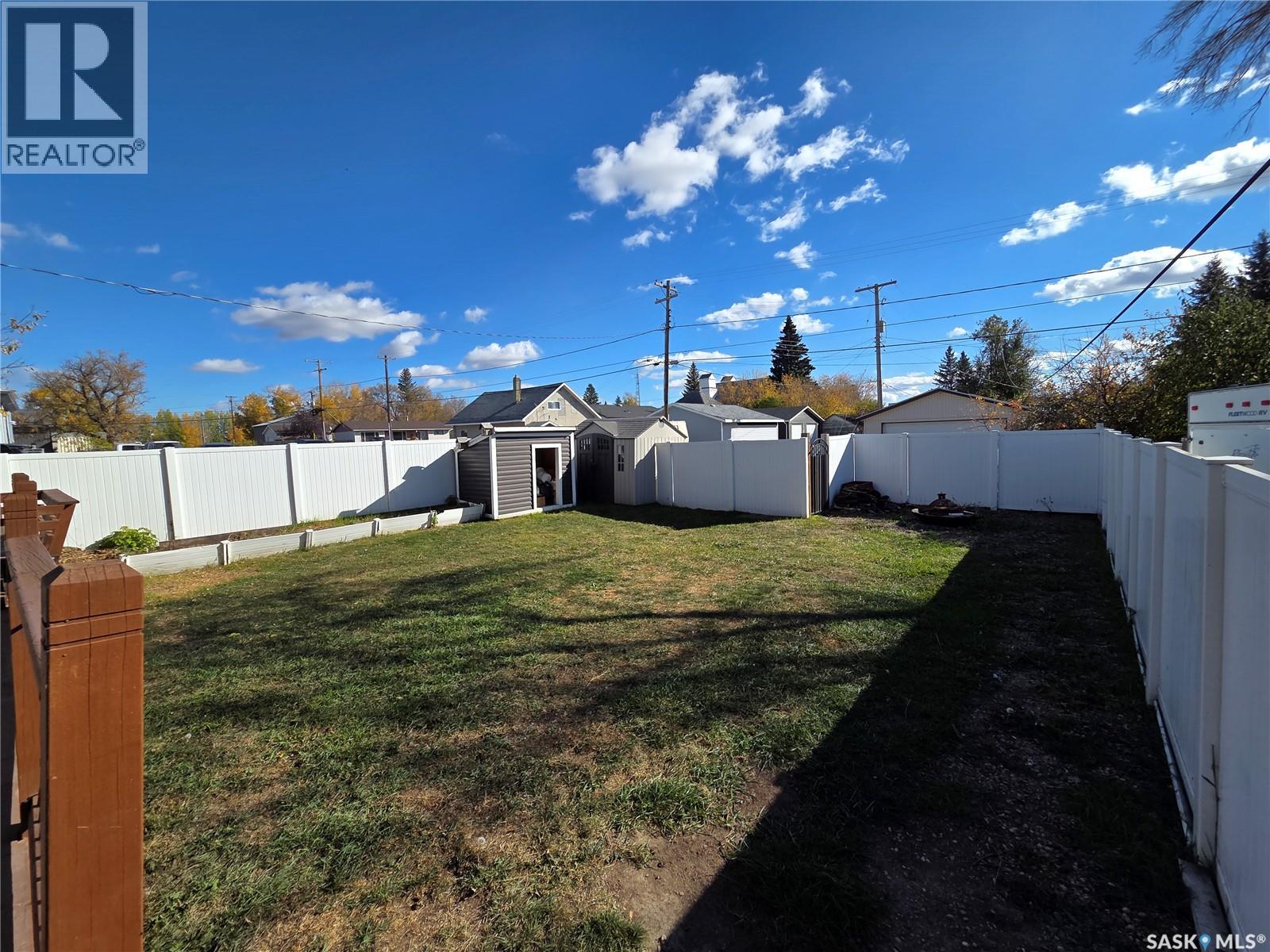 2011 Main Street, Edam, Saskatchewan  S0M 0V0 - Photo 16 - SK017160