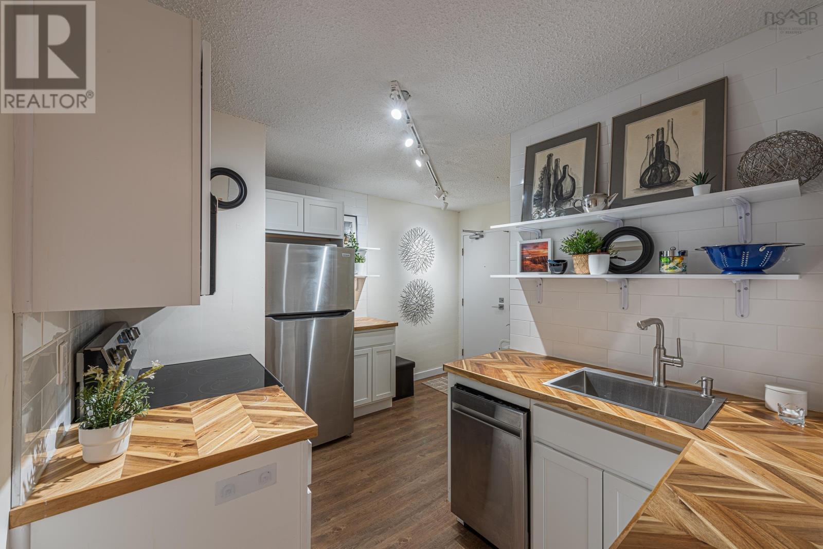 405 5572 North Ridge Road, Halifax, Nova Scotia  B3K 5K2 - Photo 12 - 202517395