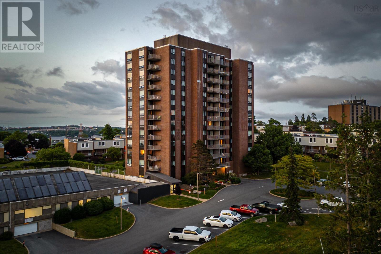 405 5572 North Ridge Road, Halifax, Nova Scotia  B3K 5K2 - Photo 2 - 202517395