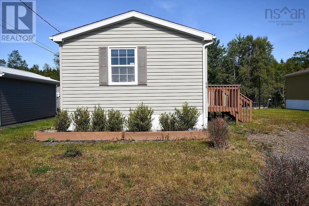 44 Empire Loop, Truro, Nova Scotia  B2N 7B5 - Photo 3 - 202521237