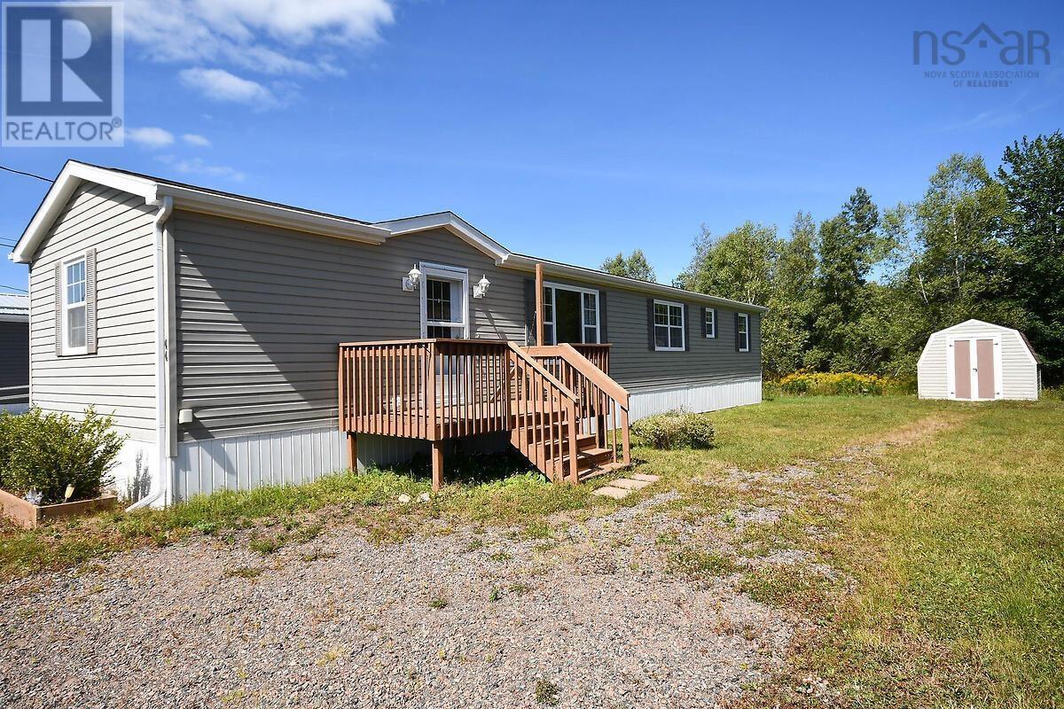 44 Empire Loop, Truro, Nova Scotia  B2N 7B5 - Photo 2 - 202521237