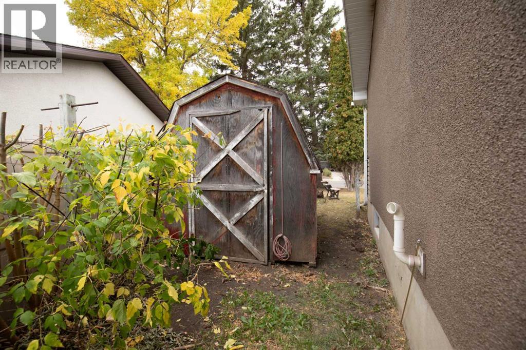 17 Fern Road, Red Deer, Alberta  T4N 4Z3 - Photo 24 - A2261549
