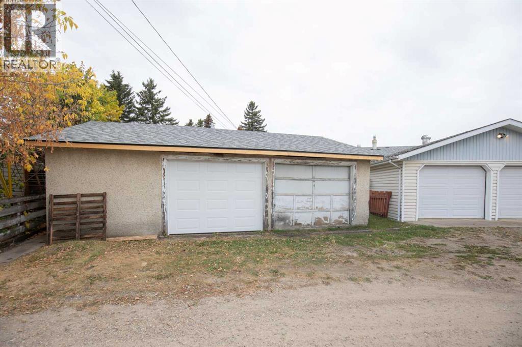 17 Fern Road, Red Deer, Alberta  T4N 4Z3 - Photo 25 - A2261549
