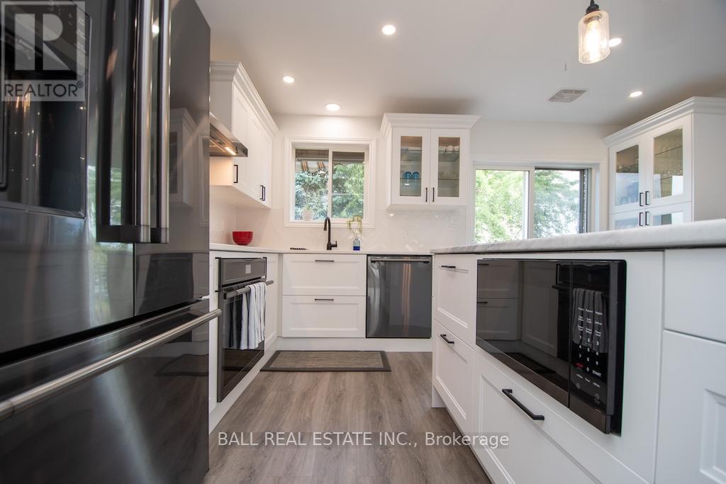 2546 Marsdale Drive, Peterborough (Ashburnham Ward 4), Ontario  K9L 1R4 - Photo 17 - X12449613