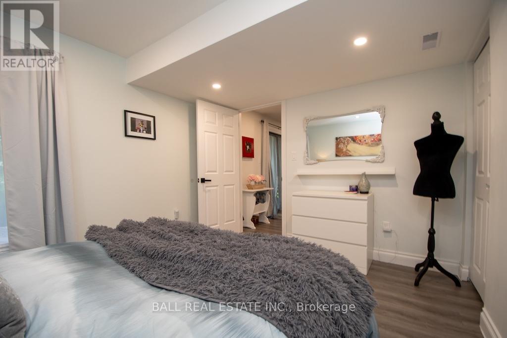 2546 Marsdale Drive, Peterborough (Ashburnham Ward 4), Ontario  K9L 1R4 - Photo 24 - X12449613